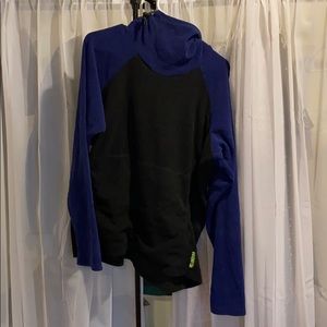 Color Block Melanzana Hoodie - size L